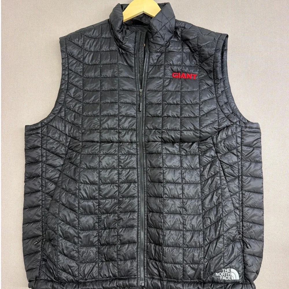The North Face Thermoball Eco Vest Mens XL Black Quilted Insulated Giant Logo